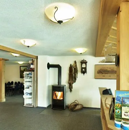 בית הארחה Chemihuttli 3*